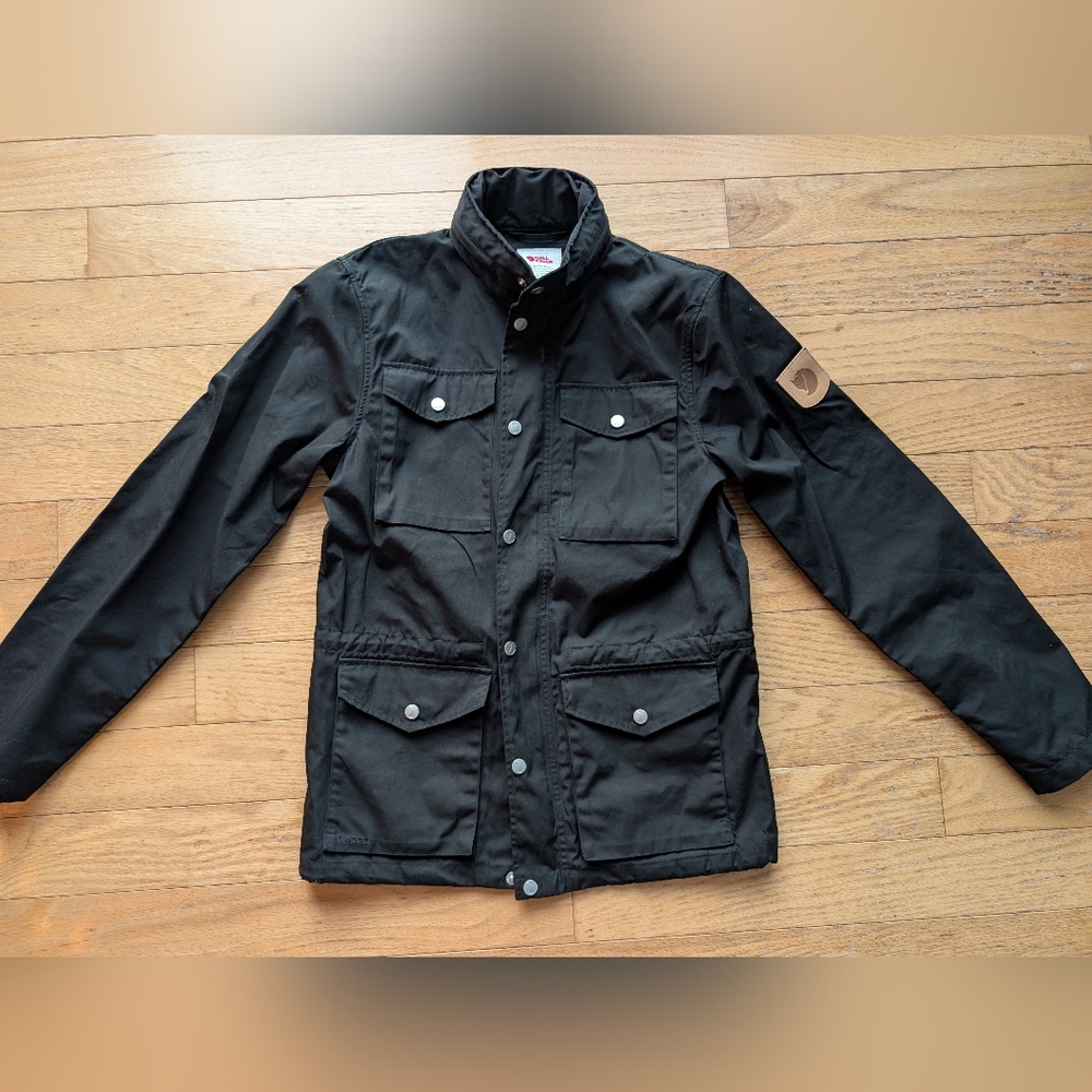 NWOT Fjallraven Raven Military Field Jacket XS
